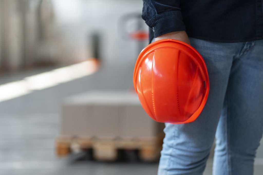 Cuando caduca un casco de obra